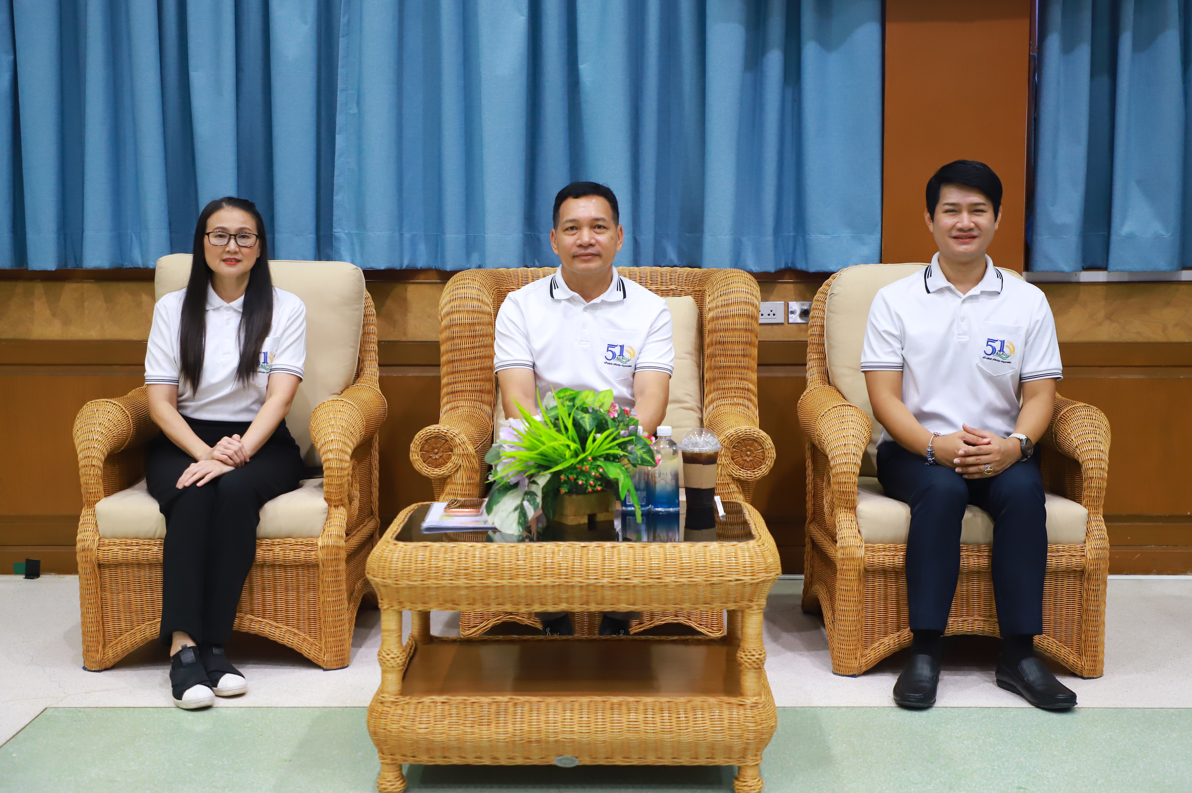 title - สบท. จัดกิจกรรม “เสริมสร้างความสัมพันธ์ในองค์กรและบรรยากาศที่เอื้อต่อการทำงาน” มุ่งเดินหน้าพัฒนาบุคลากร เสริมทัพการทำงานเป็นทีม